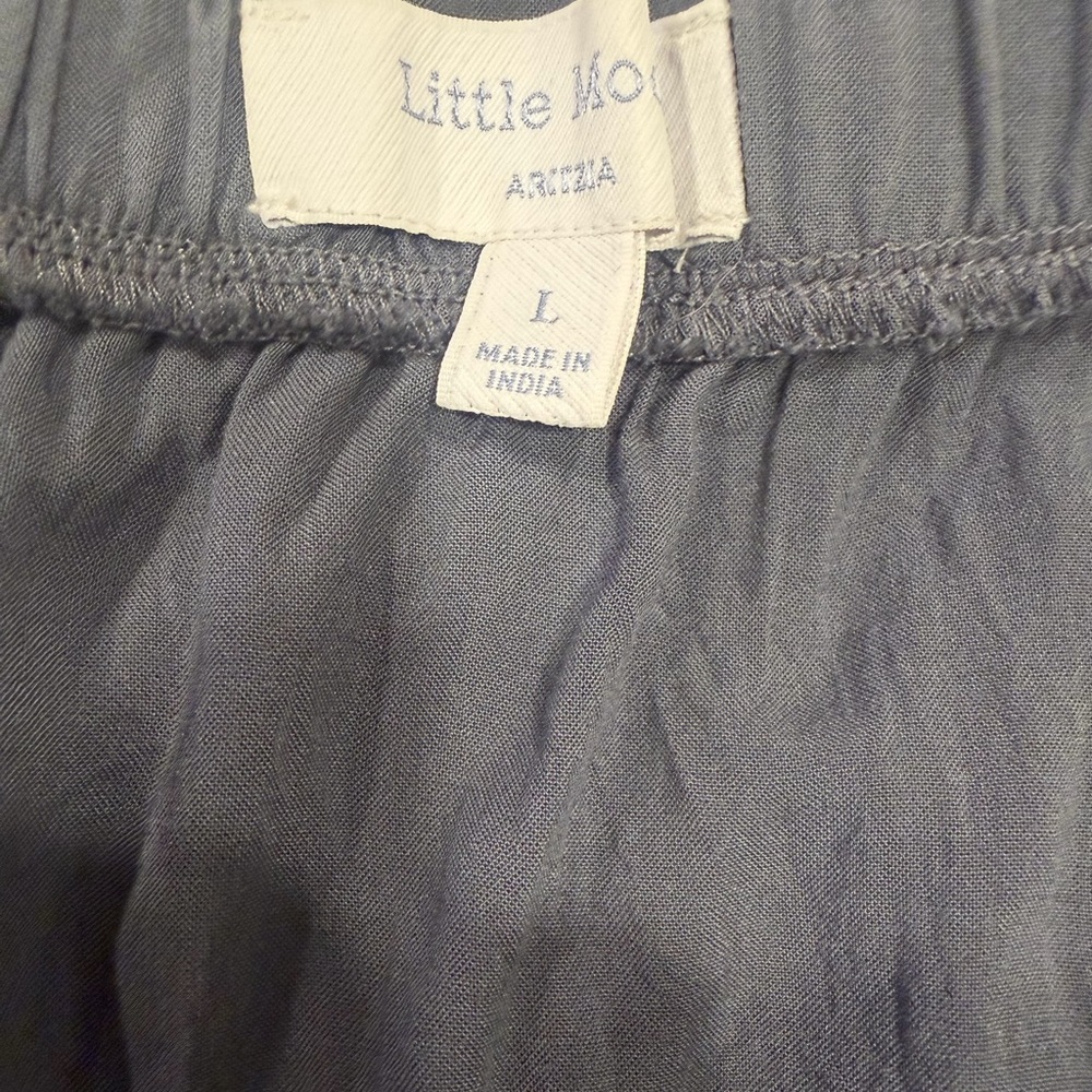 Aritzia Damasque Skirt in Vintage Navy size Large - Picture 11 of 12